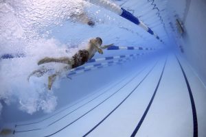 FINIS Smart Goggle: újabb tech-dopping az úszóknak