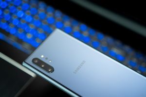 Magyarországra is megérkezik a kihajtható Samsung Galaxy Fold
